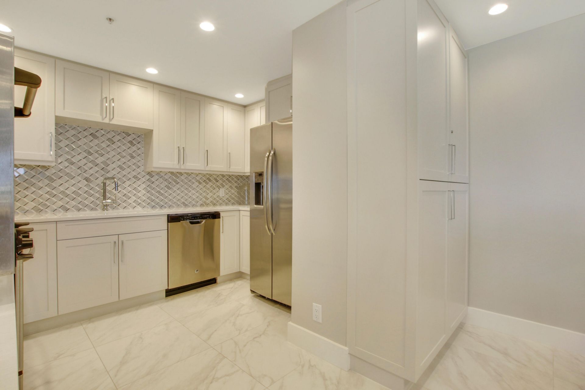 5280 N Ocean Drive, Unit 16E, Singer Island, FL 33404 Photo