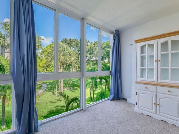 4851 NW 26th Court, Unit 336, Lauderdale Lakes, FL 33313