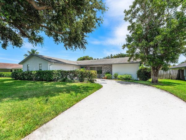 11592 Ficus Street, Palm Beach Gardens, FL 33410