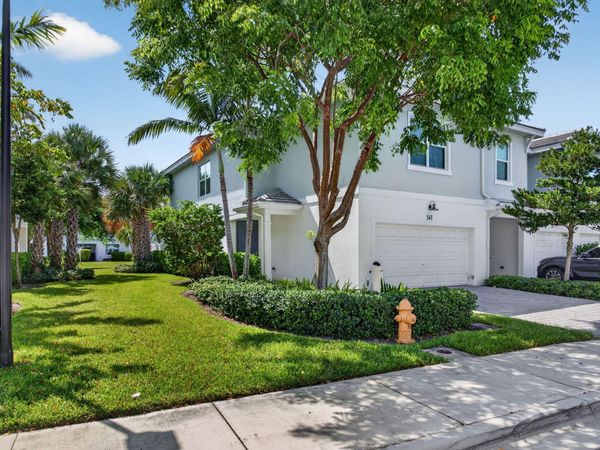 543 Parsons Way, Deerfield Beach, FL 33442
