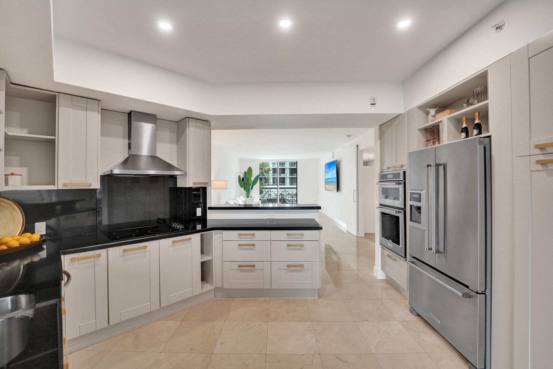 410 Hendricks Isle, Unit 203, Fort Lauderdale, FL 33301 Photo