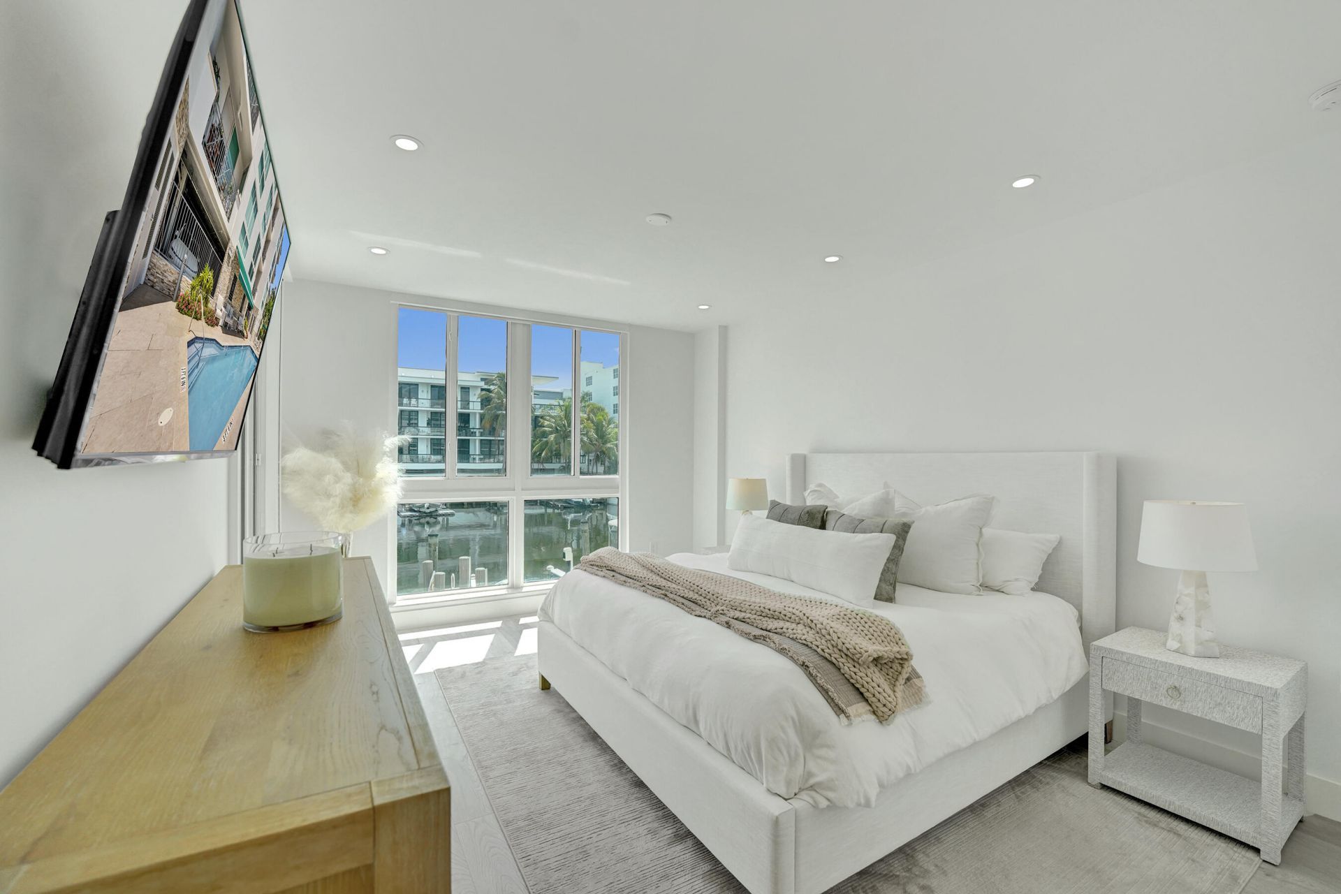 410 Hendricks Isle, Unit 203, Fort Lauderdale, FL 33301 Photo
