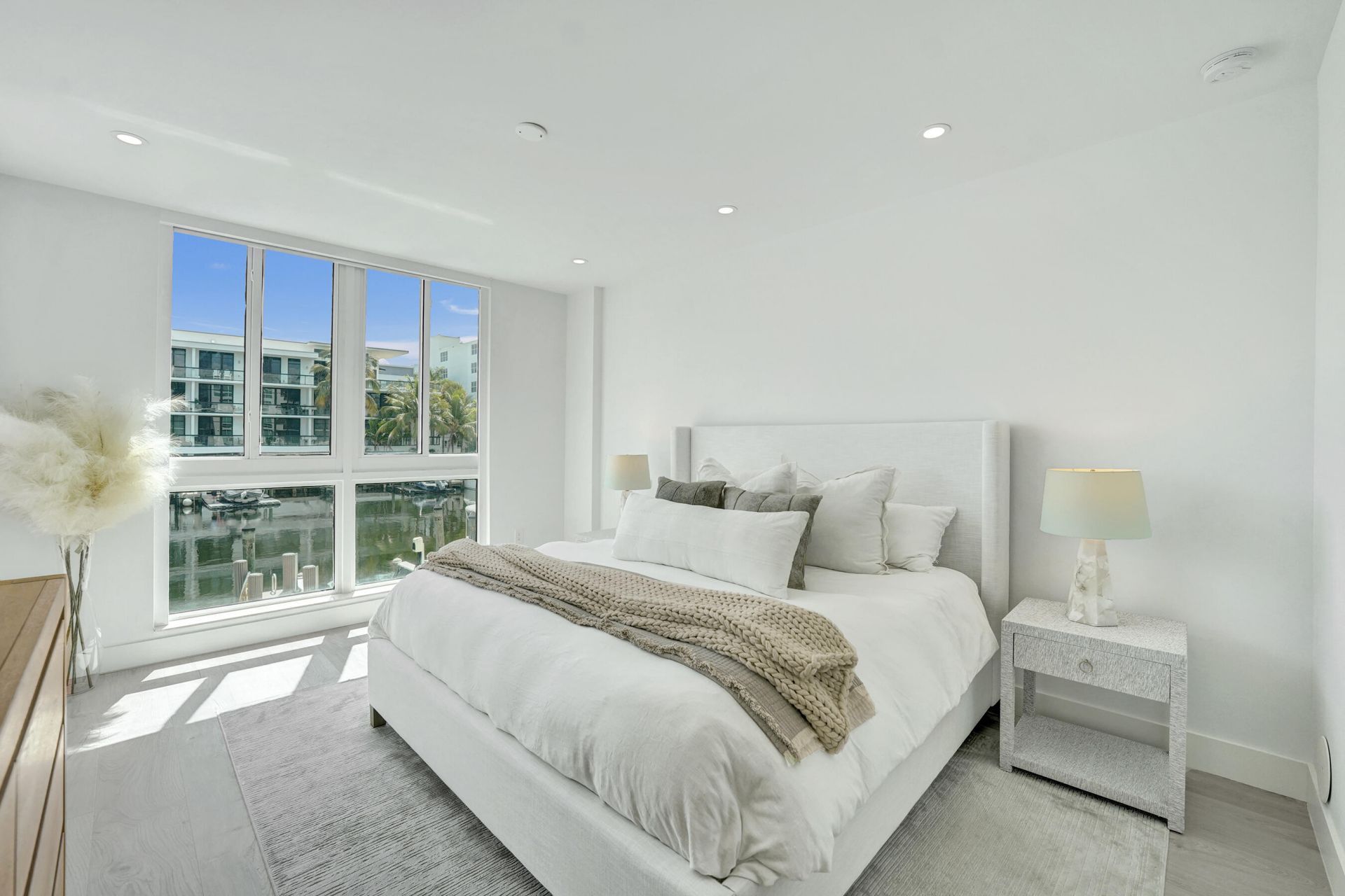 410 Hendricks Isle, Unit 203, Fort Lauderdale, FL 33301 Photo