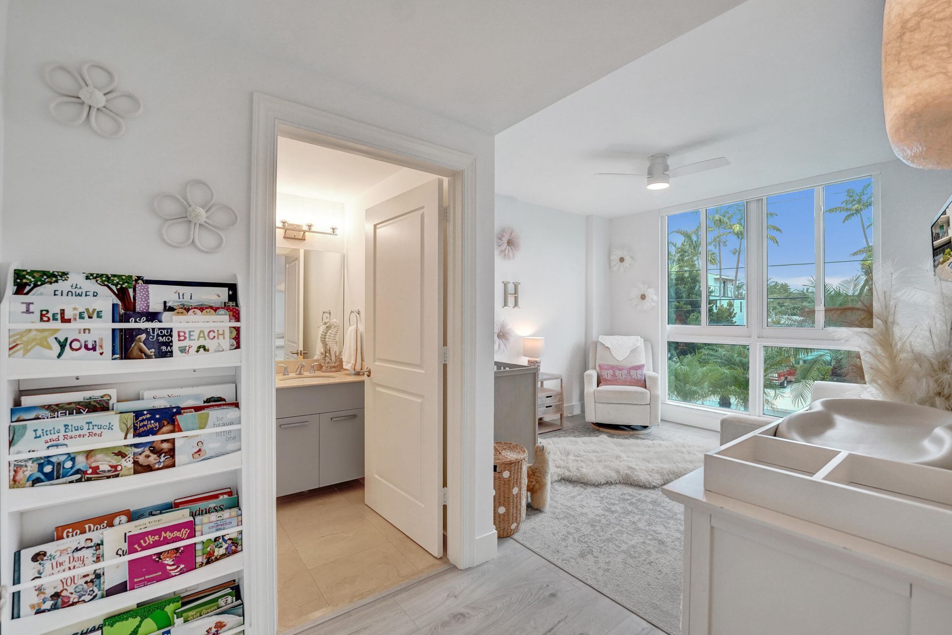 410 Hendricks Isle, Unit 203, Fort Lauderdale, FL 33301 Photo