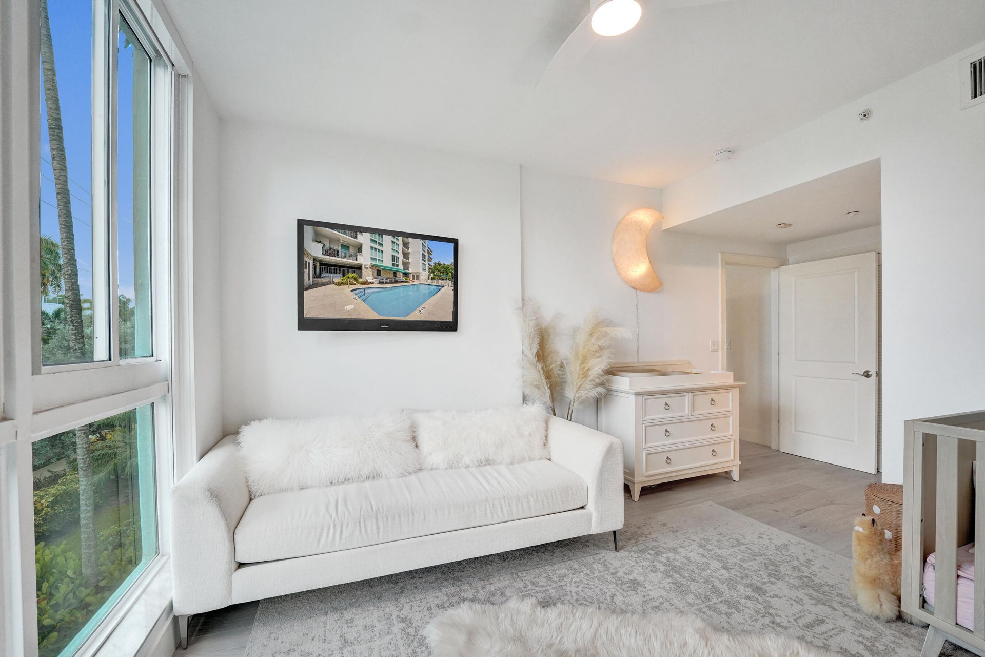 410 Hendricks Isle, Unit 203, Fort Lauderdale, FL 33301 Photo