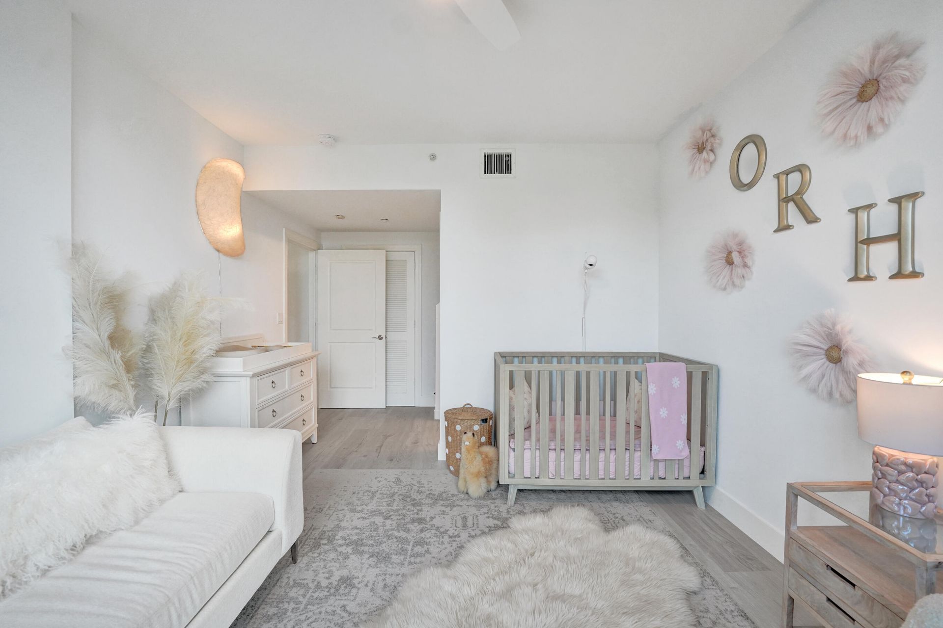 410 Hendricks Isle, Unit 203, Fort Lauderdale, FL 33301 Photo