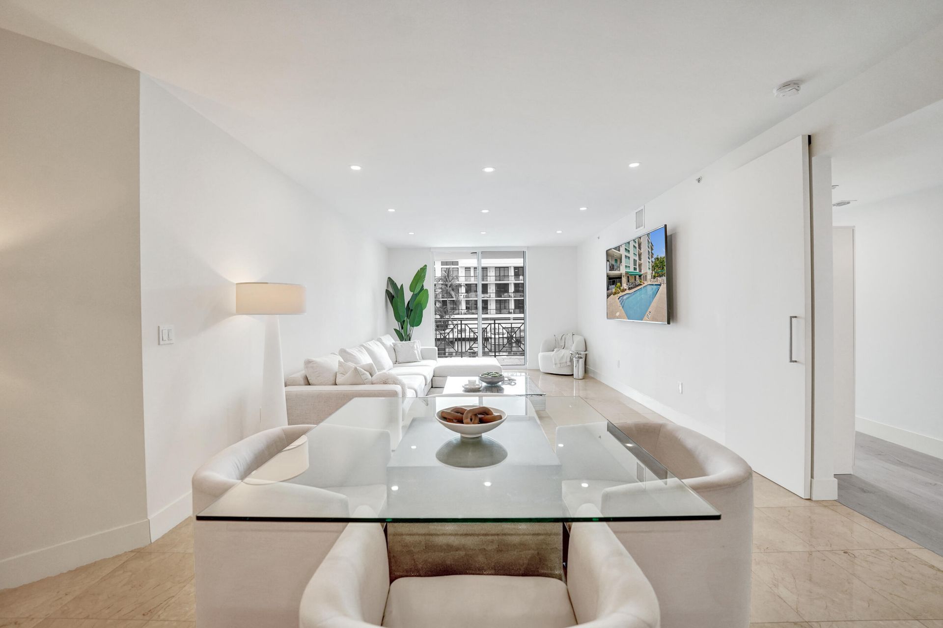 410 Hendricks Isle, Unit 203, Fort Lauderdale, FL 33301 Photo