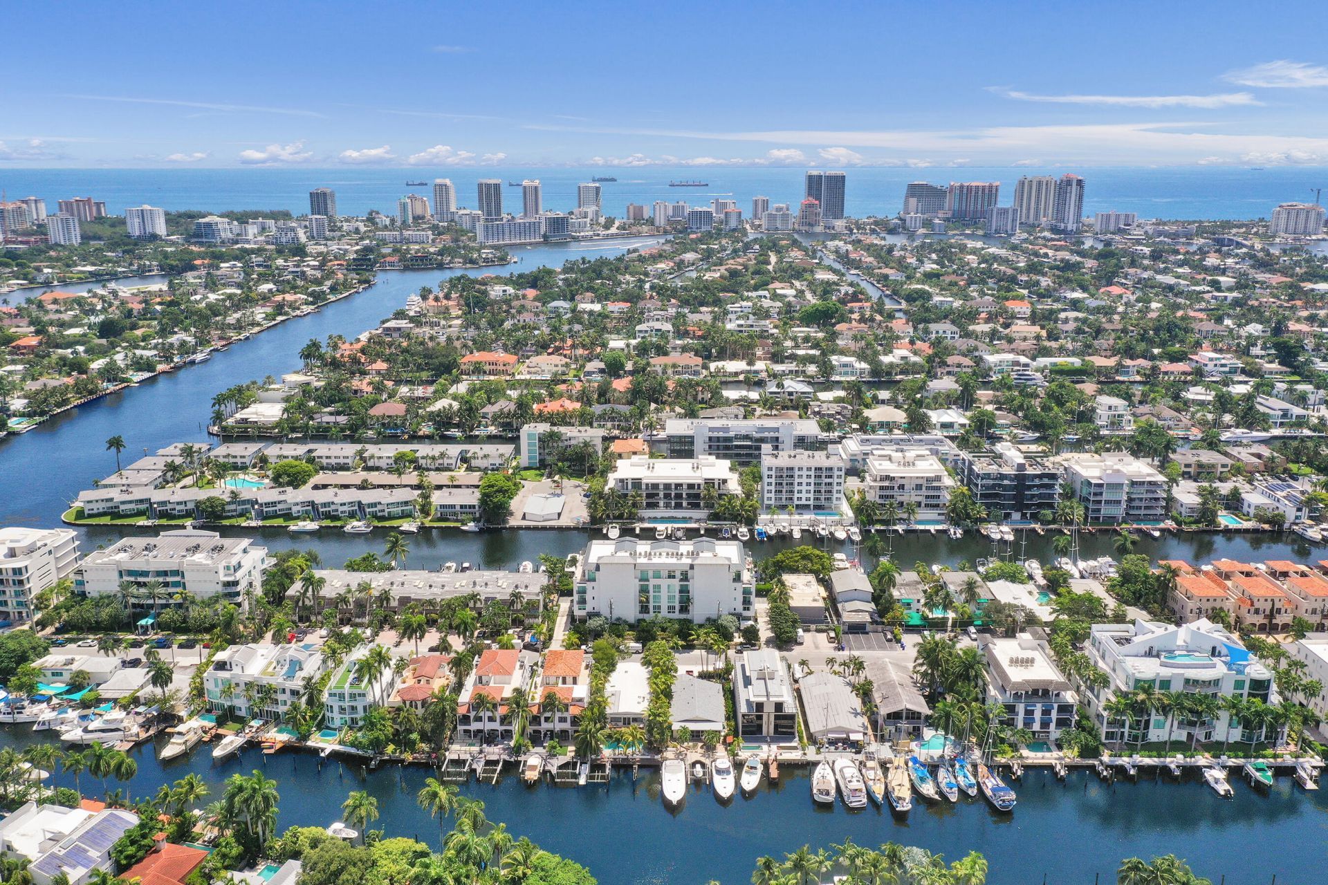 410 Hendricks Isle, Unit 203, Fort Lauderdale, FL 33301 Photo