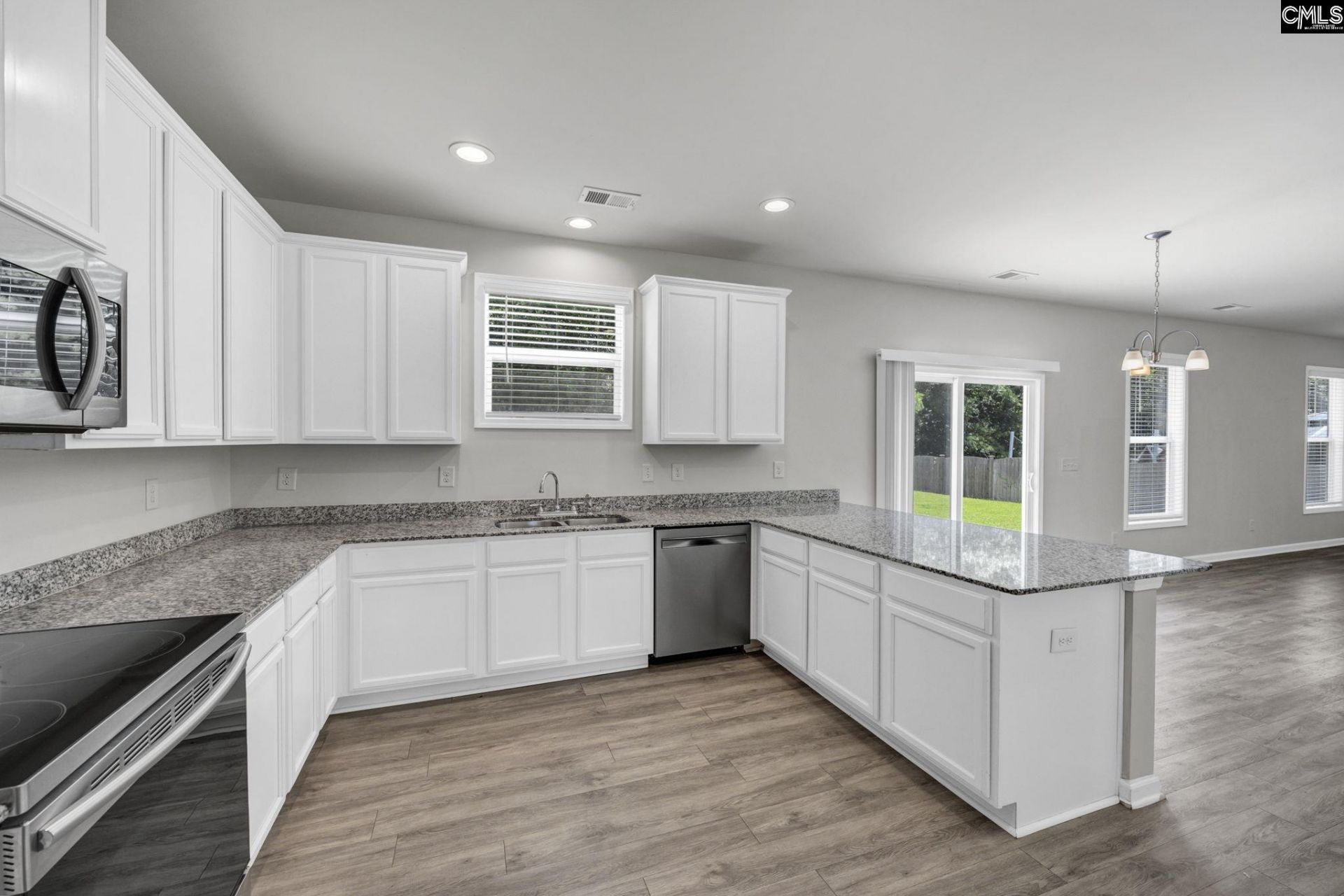 425 Magnolia Tree Road  Photo 10