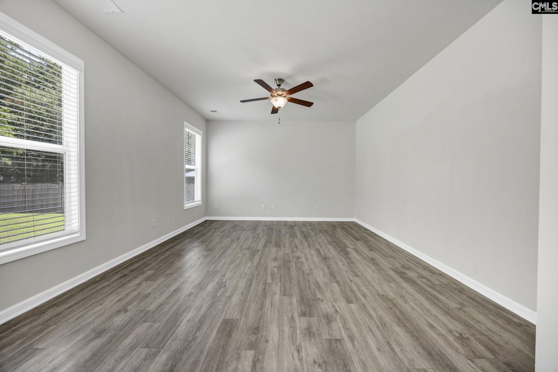 425 Magnolia Tree Road  Photo 16