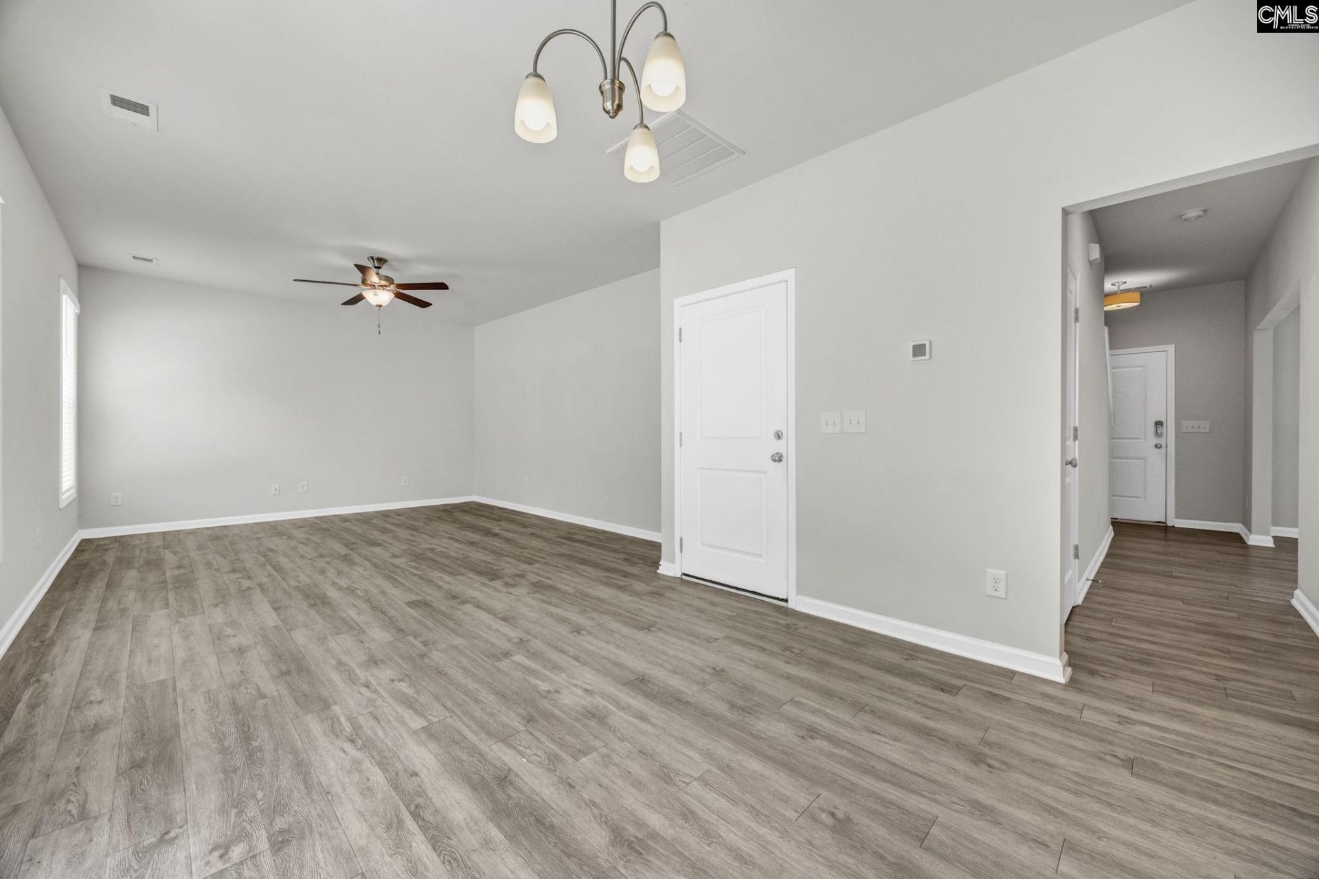 425 Magnolia Tree Road  Photo 17