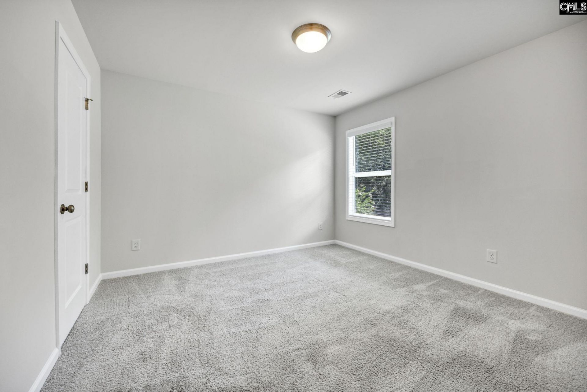 425 Magnolia Tree Road  Photo 31