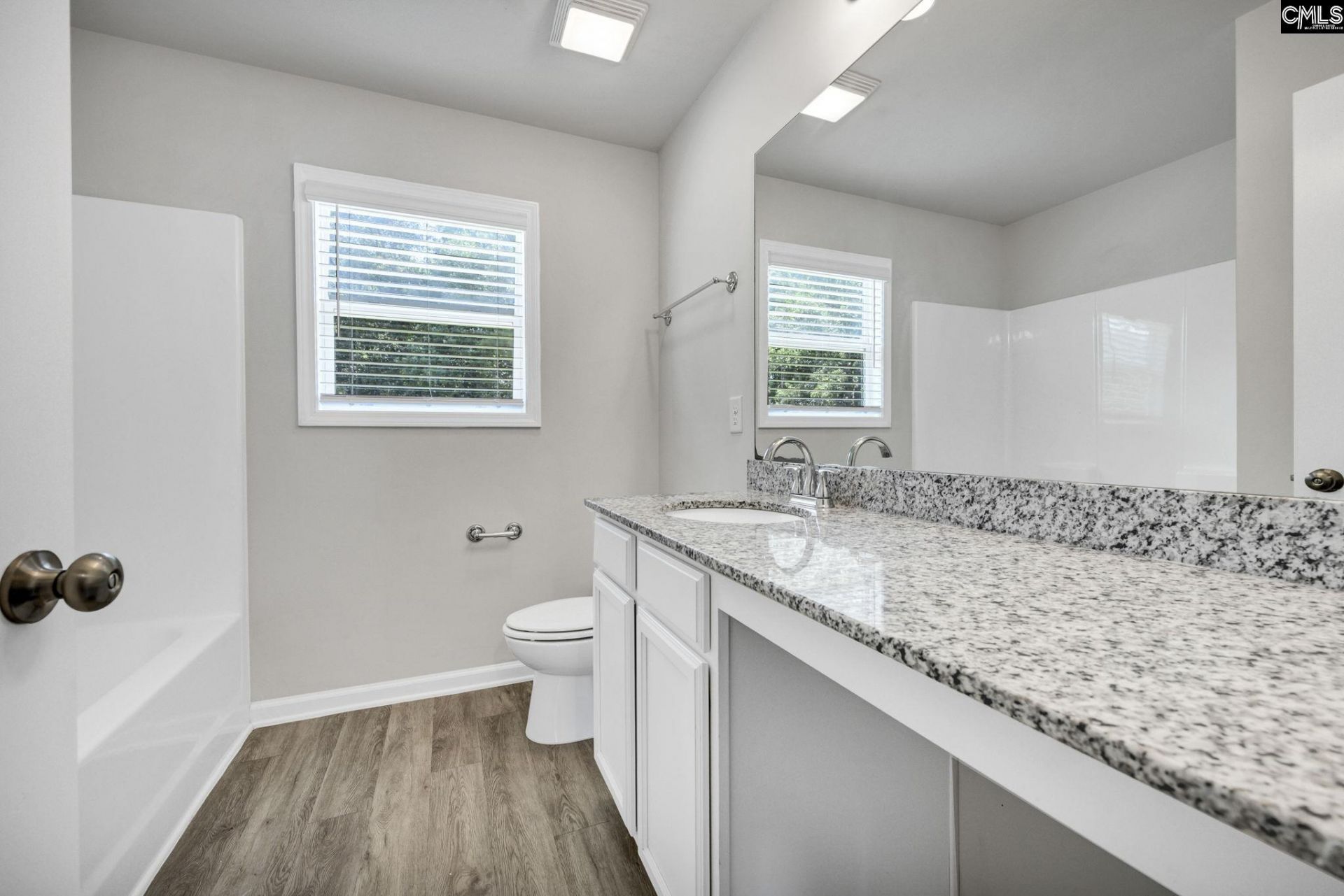 425 Magnolia Tree Road  Photo 32