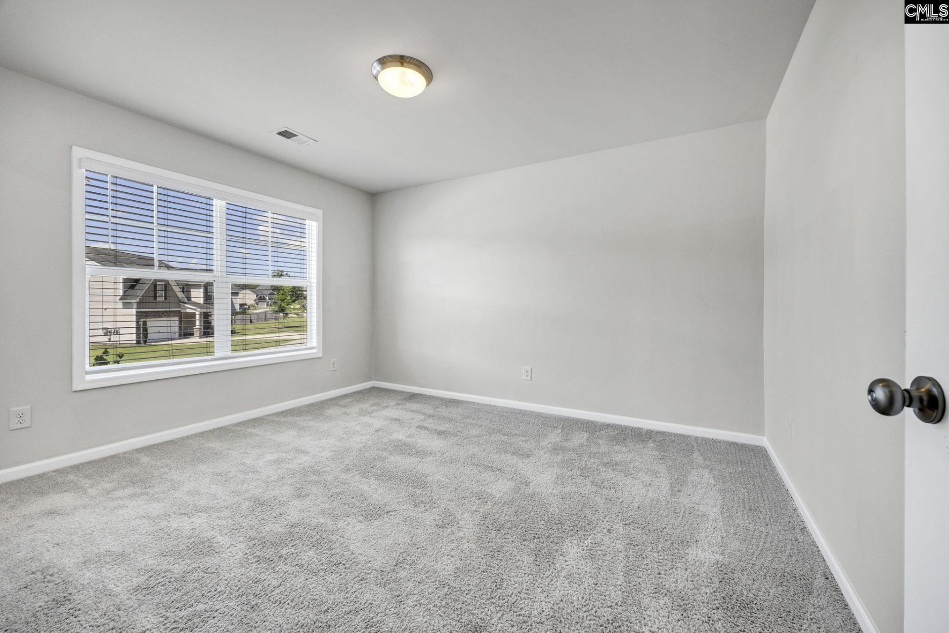 425 Magnolia Tree Road  Photo 34