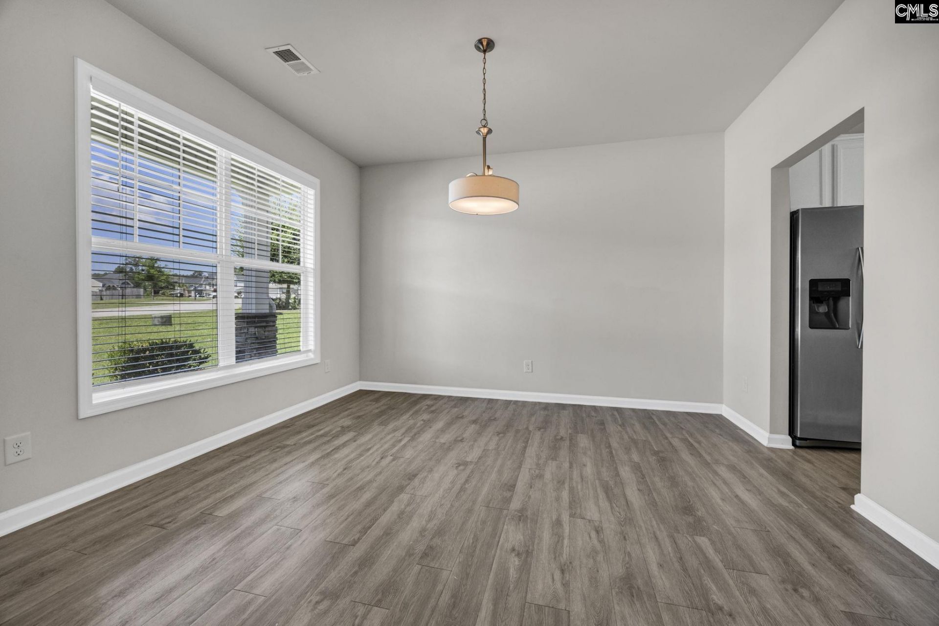 425 Magnolia Tree Road  Photo 8