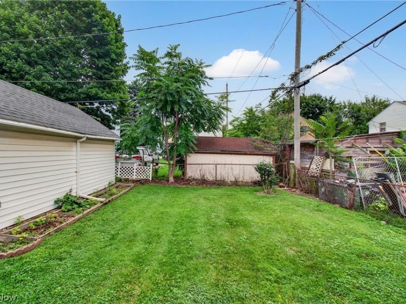 1392 Maryland Avenue SW, Canton, OH 44710 Photo 29
