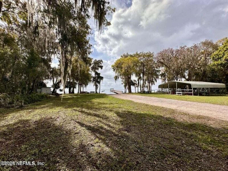 318 Lakeshore Drive, Georgetown, FL 32139 Photo