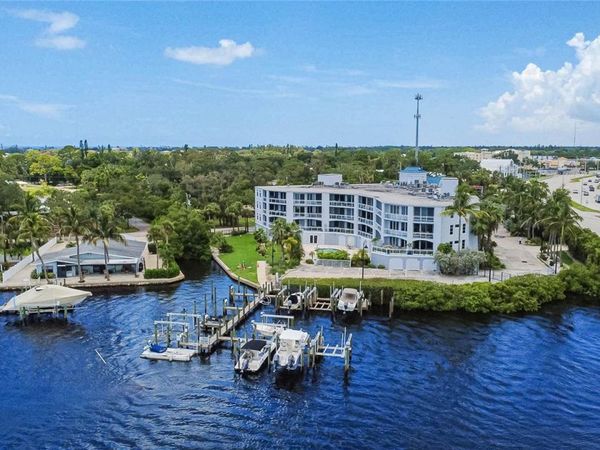 516 TAMIAMI TRAIL S, Unit 306, NOKOMIS, FL 34275