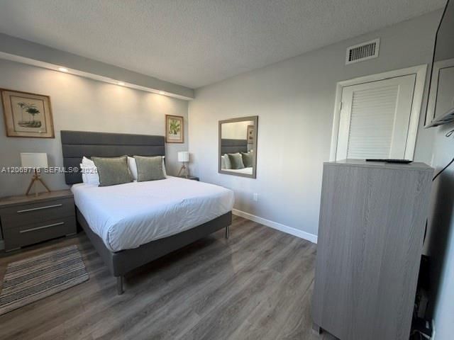 19370 Collins Ave, Unit 321, Sunny Isles Beach, FL 33160 Photo