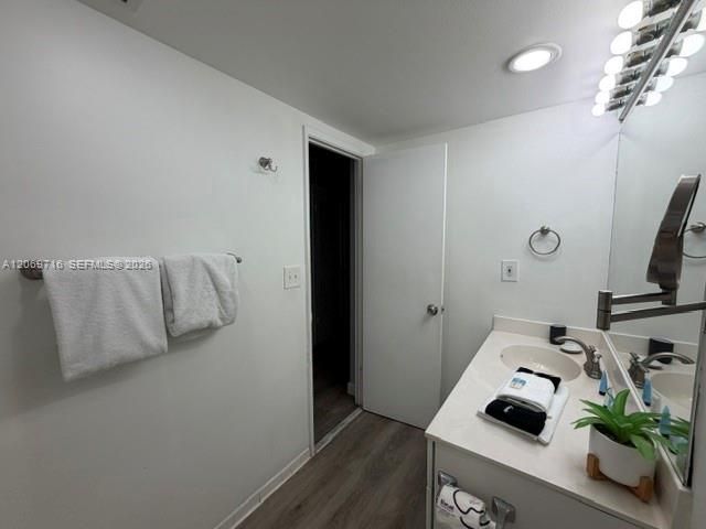 19370 Collins Ave, Unit 321, Sunny Isles Beach, FL 33160 Photo