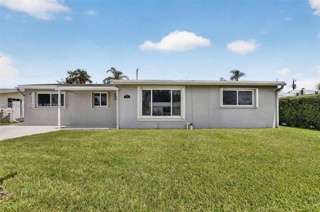7521 Eaton St, Hollywood, FL 33024 Main Photo