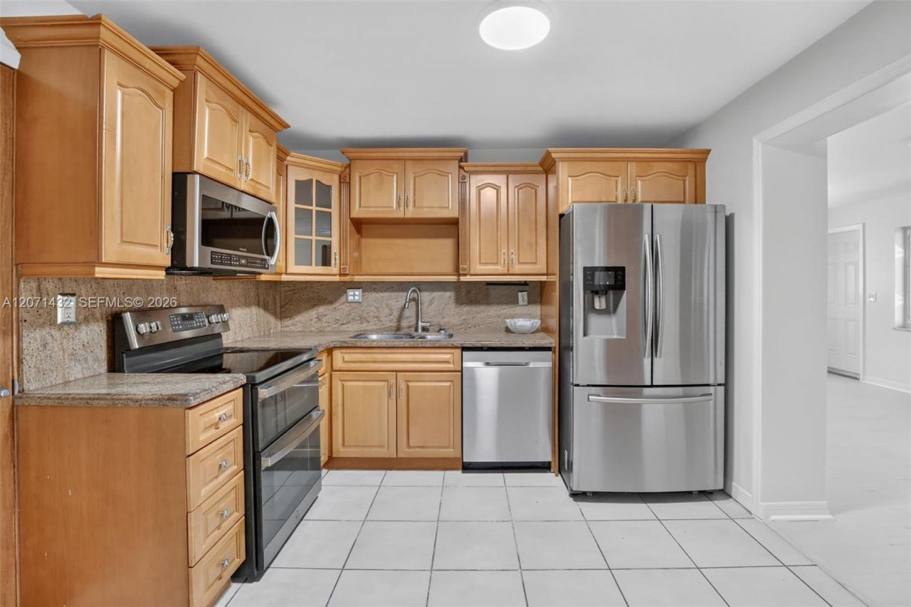 7521 Eaton St, Hollywood, FL 33024 Photo