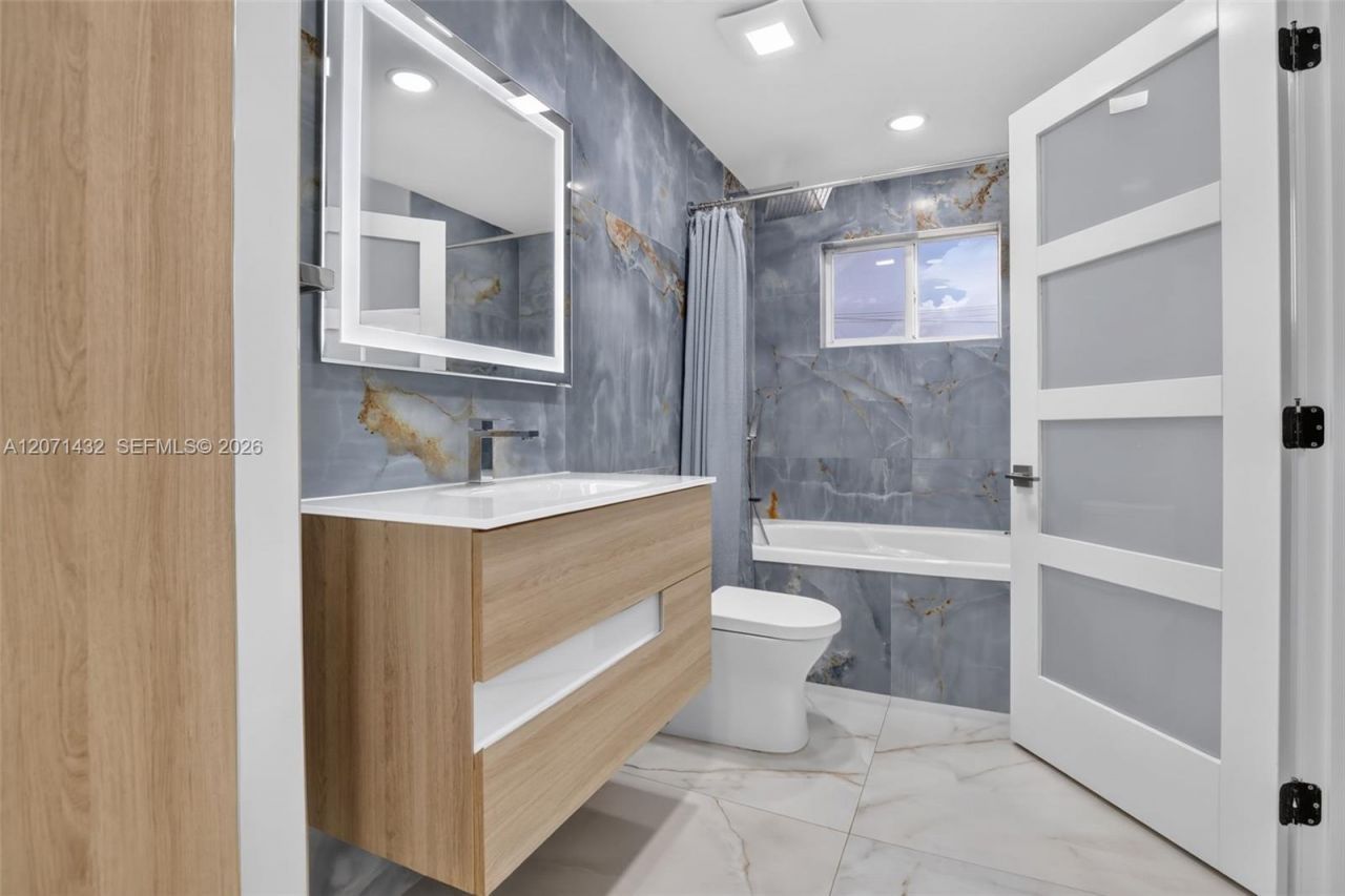 7521 Eaton St, Hollywood, FL 33024 Photo