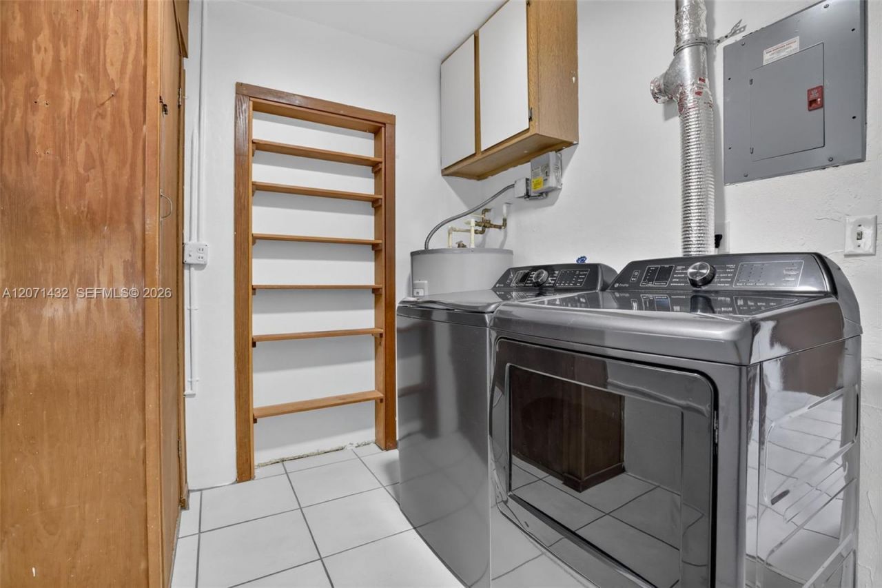 7521 Eaton St, Hollywood, FL 33024 Photo