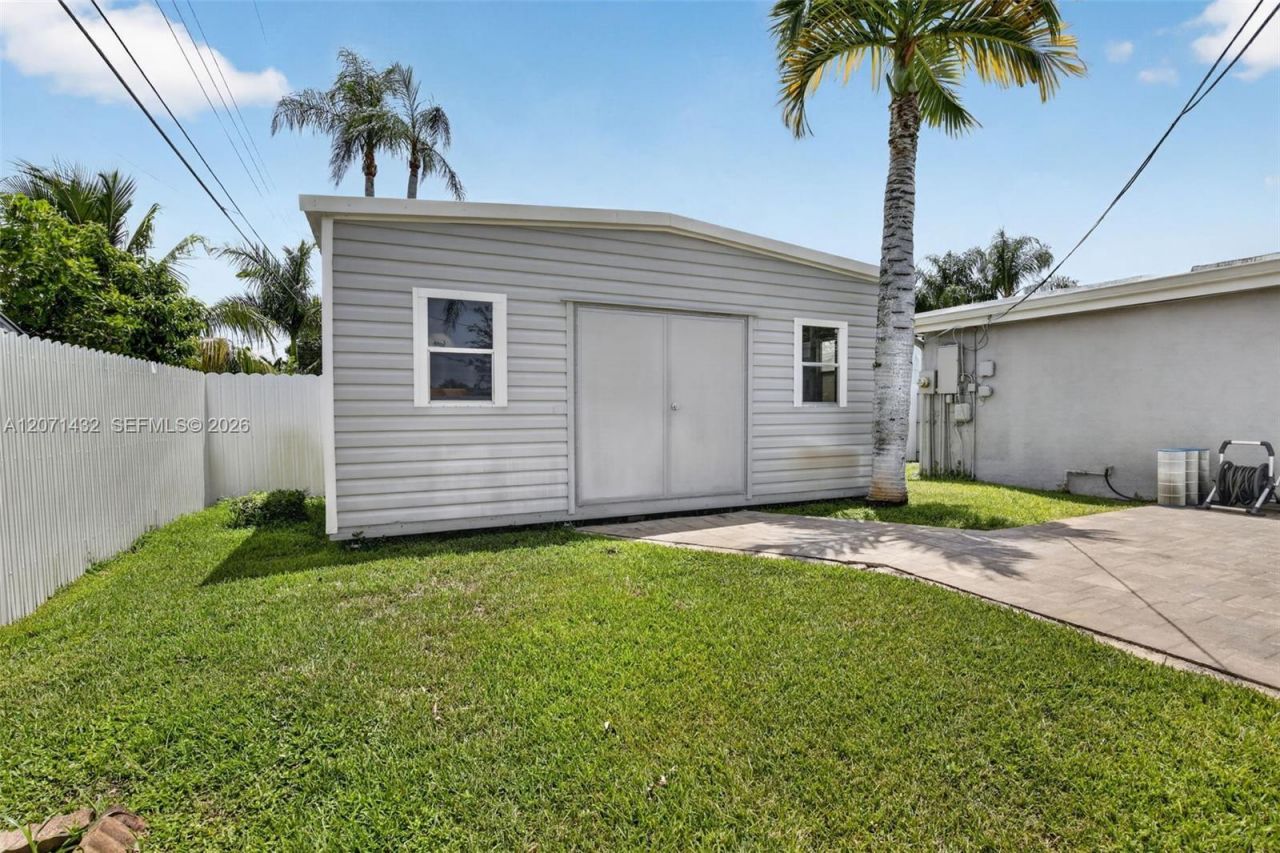 7521 Eaton St, Hollywood, FL 33024 Photo