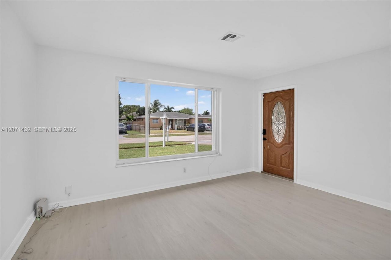 7521 Eaton St, Hollywood, FL 33024 Photo