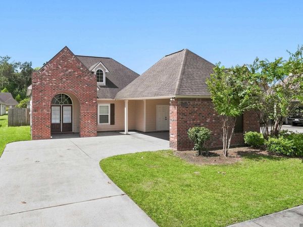 8618 Forest Glen Ave, Baton Rouge, LA 70812