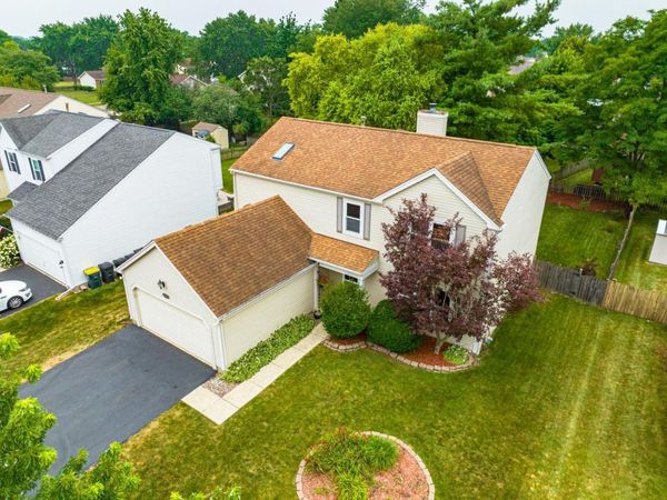 1324 Nantucket Court , Carol Stream, IL 60188