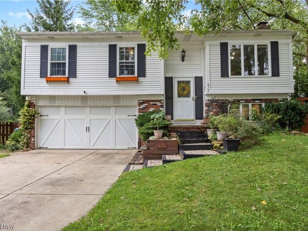 8567 Brentwood Drive , Olmsted Twp, OH 44138