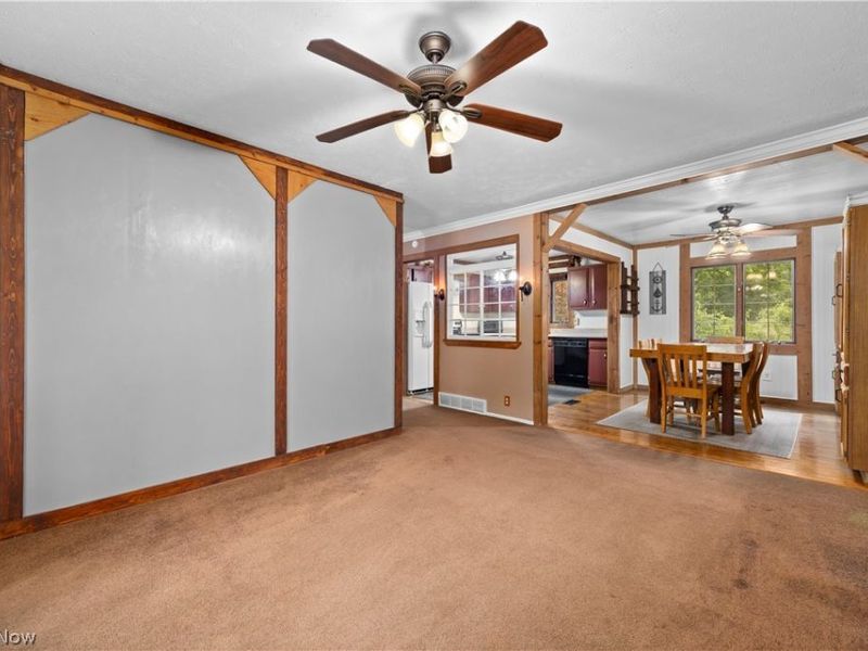 8567 Brentwood Drive, Olmsted Township, OH 44138 Photo 4