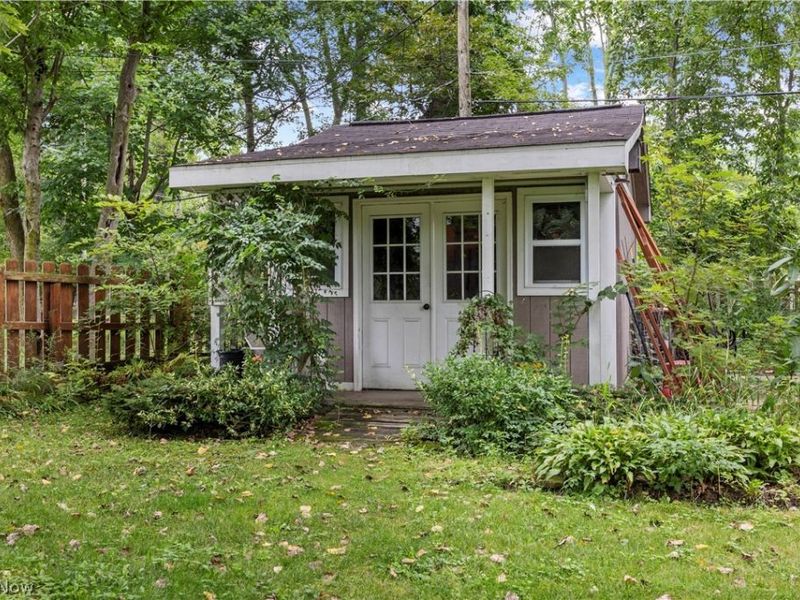 8567 Brentwood Drive, Olmsted Township, OH 44138 Photo 40