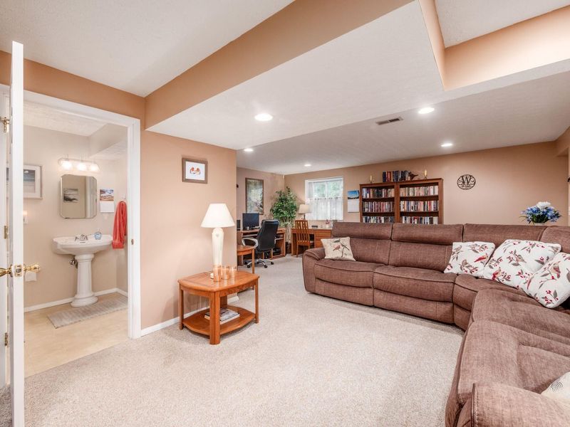 4804 Leybourne Drive, Hilliard, OH 43026 Photo 18