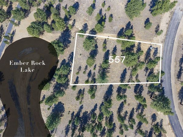 56686 Red Bark Lane, Unit 557, Bend, OR 97707