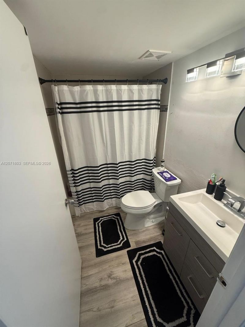 11790 SW 18th St, Unit 520-3, Miami, FL 33175 Photo