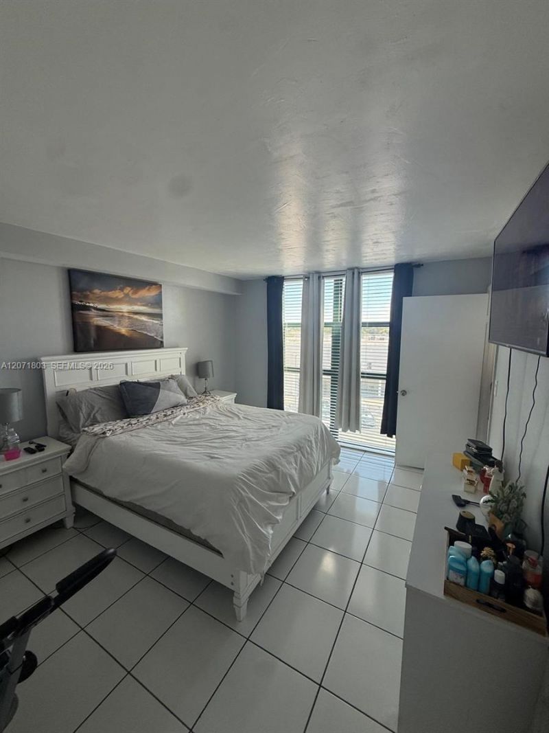 11790 SW 18th St, Unit 520-3, Miami, FL 33175 Photo