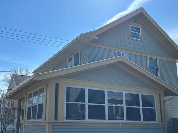 335 SE 19th Street , Cedar Rapids, IA 52403