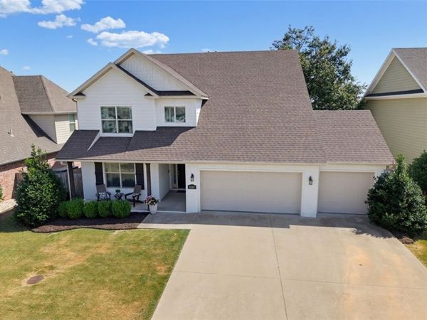 4697 W Marble Ridge Drive , Fayetteville, AR 72704