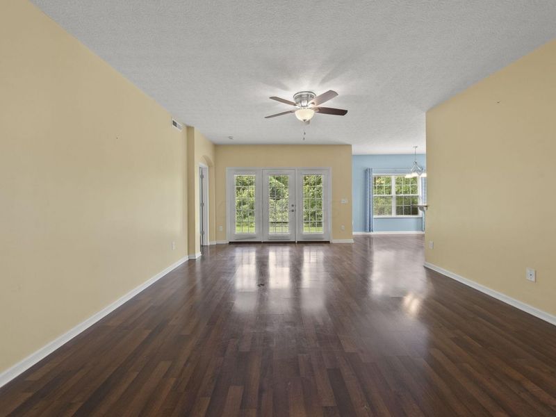 580 Redwood Lane, Lewis Center, OH 43035 Photo 12