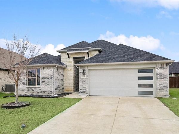 309 Ember Circle, Waxahachie, TX 75165