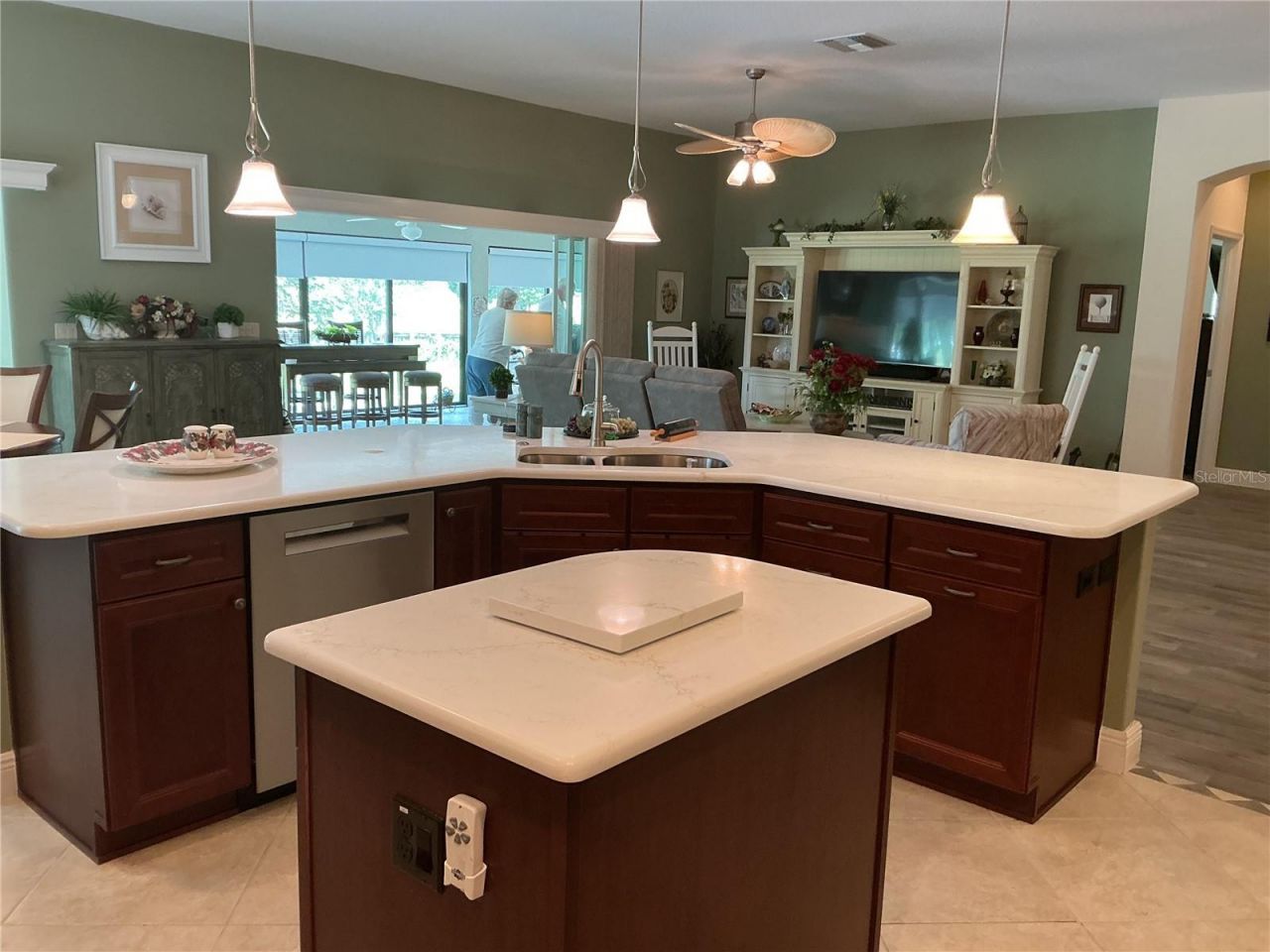 2841 Apache Court , The Villages, FL 32163 Photo