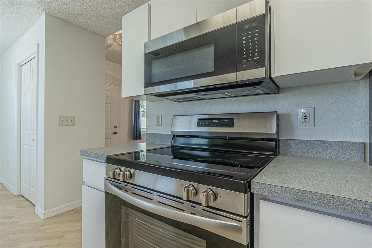 8157 Sturbridge Court, Weeki Wachee, FL 34613 Photo