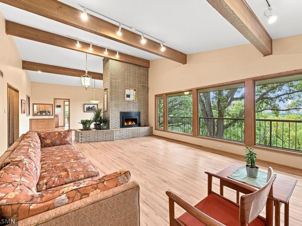 44 Miller Crest Lane, Saint Paul, MN 55106