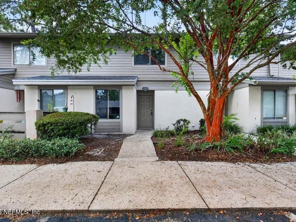 7620 BAYMEADOWS Circle W, Unit 2042, Jacksonville, FL 32256