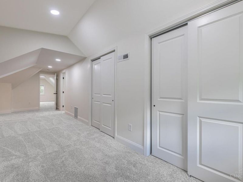 2728 Silverleaf Avenue, Cincinnati, OH 45212 Photo 21