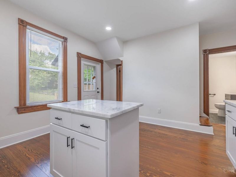 2728 Silverleaf Avenue, Cincinnati, OH 45212 Photo 7