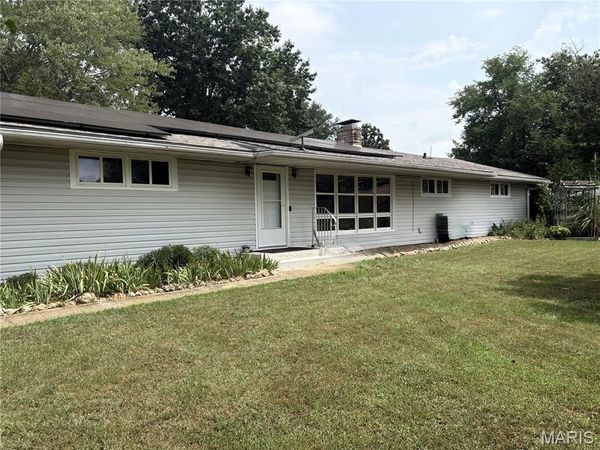 1020 Walnut Street , Cabool, MO 65689